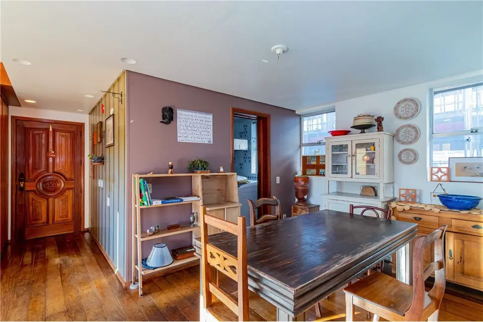 Cobertura com 3 quartos à venda, 233m2 em Rio Branco, Porto Alegre - RS - imagem 9 Foto 9 de Cobertura com 3 quartos à venda, 233m2 em Rio Branco, Porto Alegre - RS