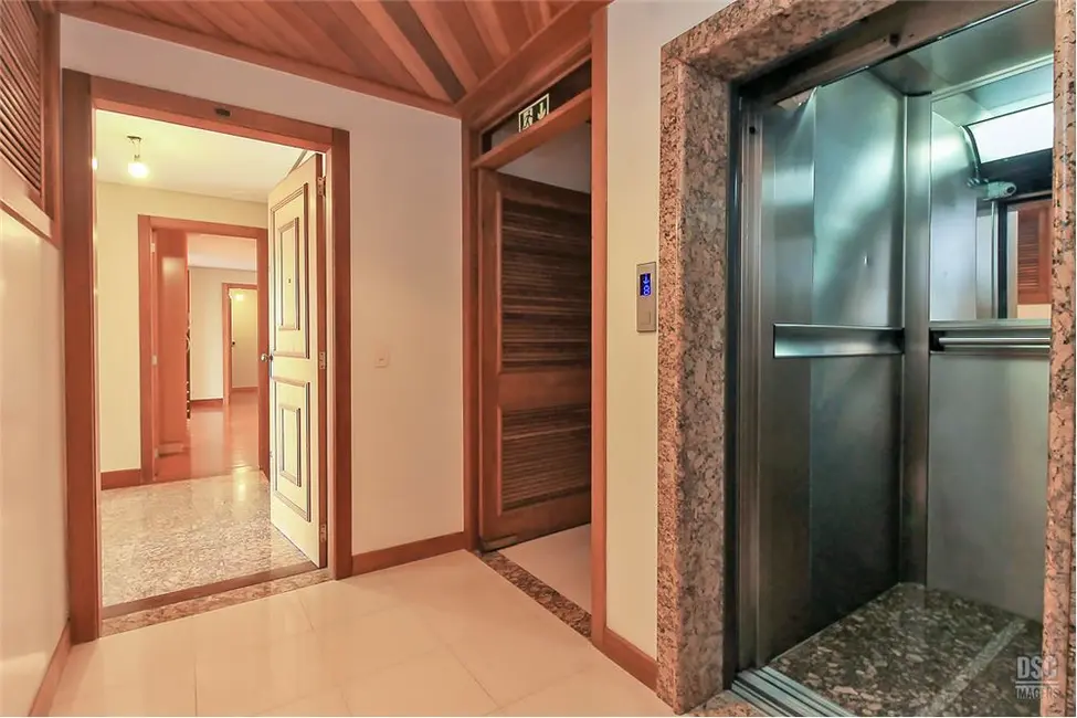 Foto 5 de Apartamento com 4 quartos à venda, 211m2 em Mont Serrat, Porto Alegre - RS