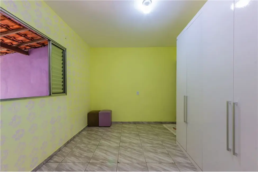 Foto 3 de Casa com 2 quartos à venda, 120m2 em Parque Císper, São Paulo - SP