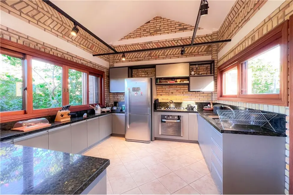 Casa de Condomínio com 3 quartos à venda, 199m2 em São Lucas, Viamao - RS - imagem 7 Foto 7 de Casa de Condomínio com 3 quartos à venda, 199m2 em São Lucas, Viamao - RS