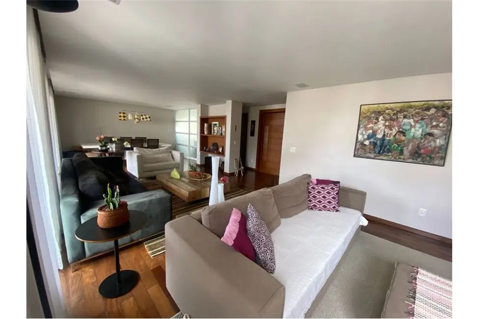 Apartamento com 3 quartos à venda, 200m2 em Moema, São Paulo - SP - imagem 6 Foto 6 de Apartamento com 3 quartos à venda, 200m2 em Moema, São Paulo - SP
