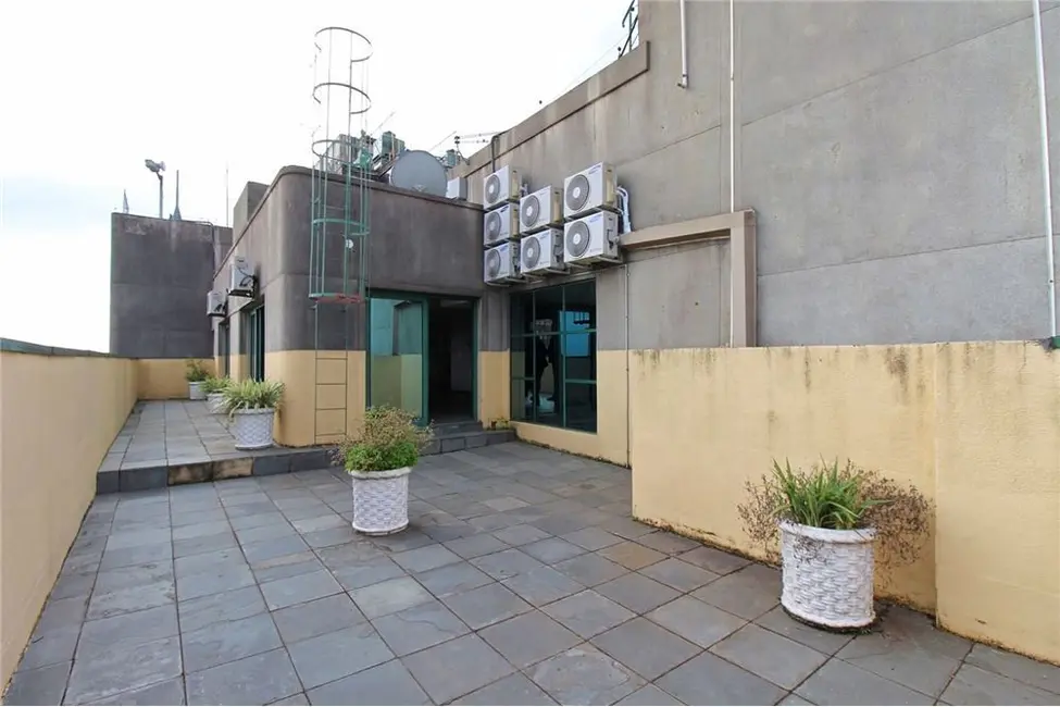 Sala Comercial à venda, 32m2 em Centro Histórico, Porto Alegre - RS - imagem 4 Foto 4 de Sala Comercial à venda, 32m2 em Centro Histórico, Porto Alegre - RS