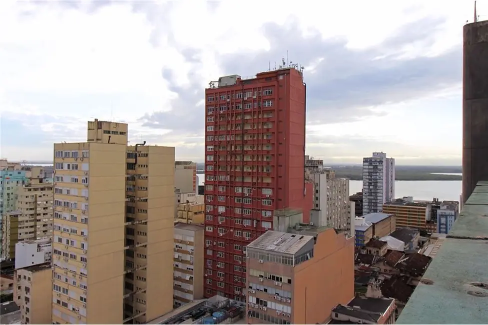 Sala Comercial à venda, 32m2 em Centro Histórico, Porto Alegre - RS - imagem 6 Foto 6 de Sala Comercial à venda, 32m2 em Centro Histórico, Porto Alegre - RS