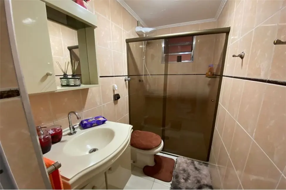 Foto 4 de Casa com 3 quartos à venda, 105m2 em Conjunto Habitacional Barreira Grande, São Paulo - SP