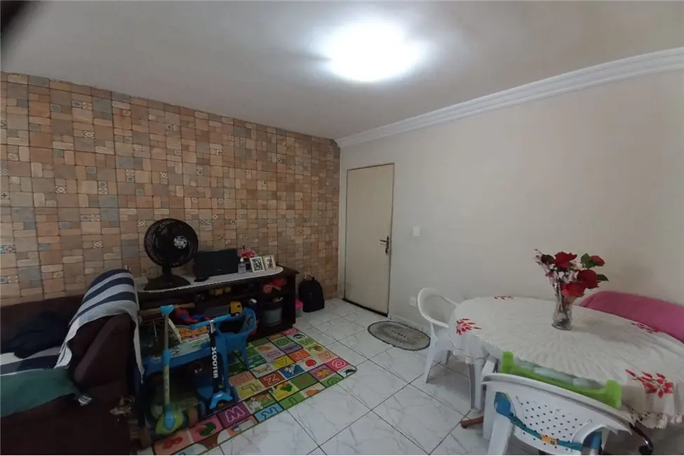 Foto 2 de Apartamento com 2 quartos à venda, 52m2 em Parque São Vicente, Maua - SP