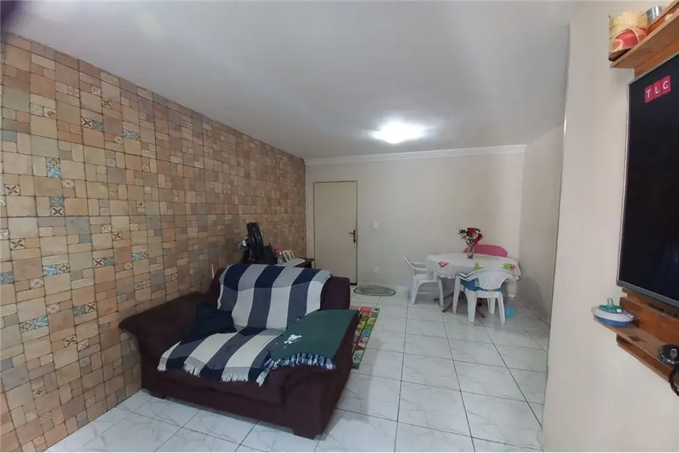 Foto 9 de Apartamento com 2 quartos à venda, 52m2 em Parque São Vicente, Maua - SP