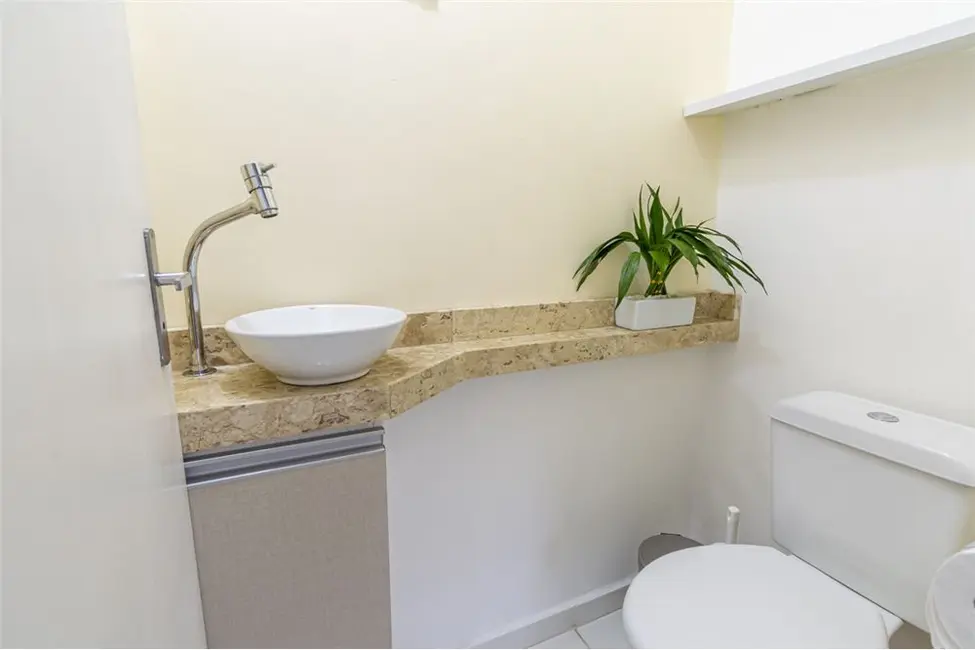 Casa de Condomínio com 3 quartos à venda, 110m2 em Igara, Canoas - RS - imagem 8 Foto 8 de Casa de Condomínio com 3 quartos à venda, 110m2 em Igara, Canoas - RS