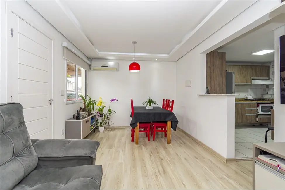 Casa de Condomínio com 3 quartos à venda, 110m2 em Igara, Canoas - RS - imagem 5 Foto 5 de Casa de Condomínio com 3 quartos à venda, 110m2 em Igara, Canoas - RS