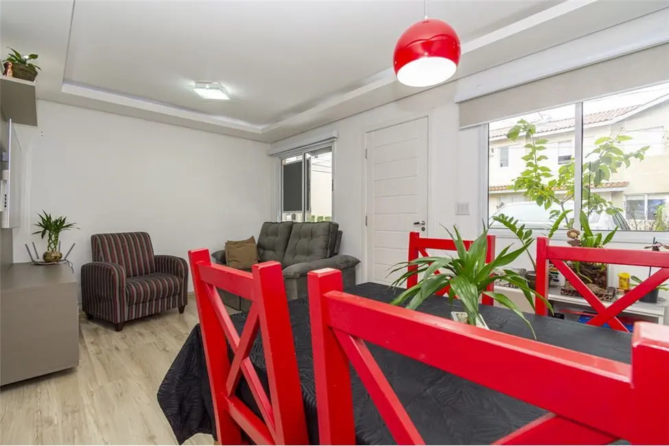 Casa de Condomínio com 3 quartos à venda, 110m2 em Igara, Canoas - RS - imagem 2 Foto 2 de Casa de Condomínio com 3 quartos à venda, 110m2 em Igara, Canoas - RS
