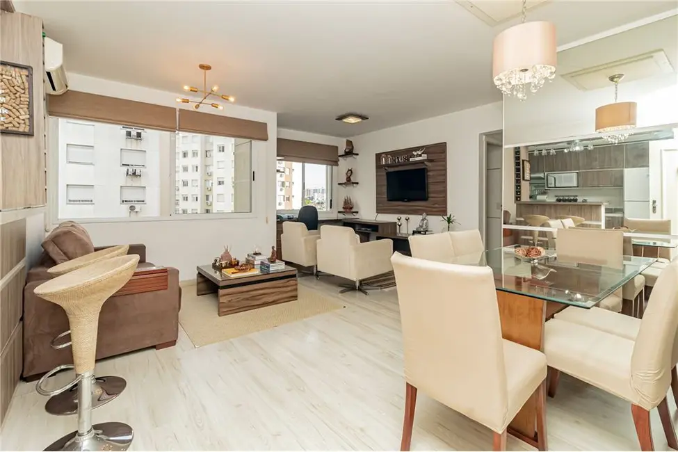 Apartamento com 3 quartos à venda, 65m2 em Vila Ipiranga, Porto Alegre - RS - imagem 7 Foto 7 de Apartamento com 3 quartos à venda, 65m2 em Vila Ipiranga, Porto Alegre - RS