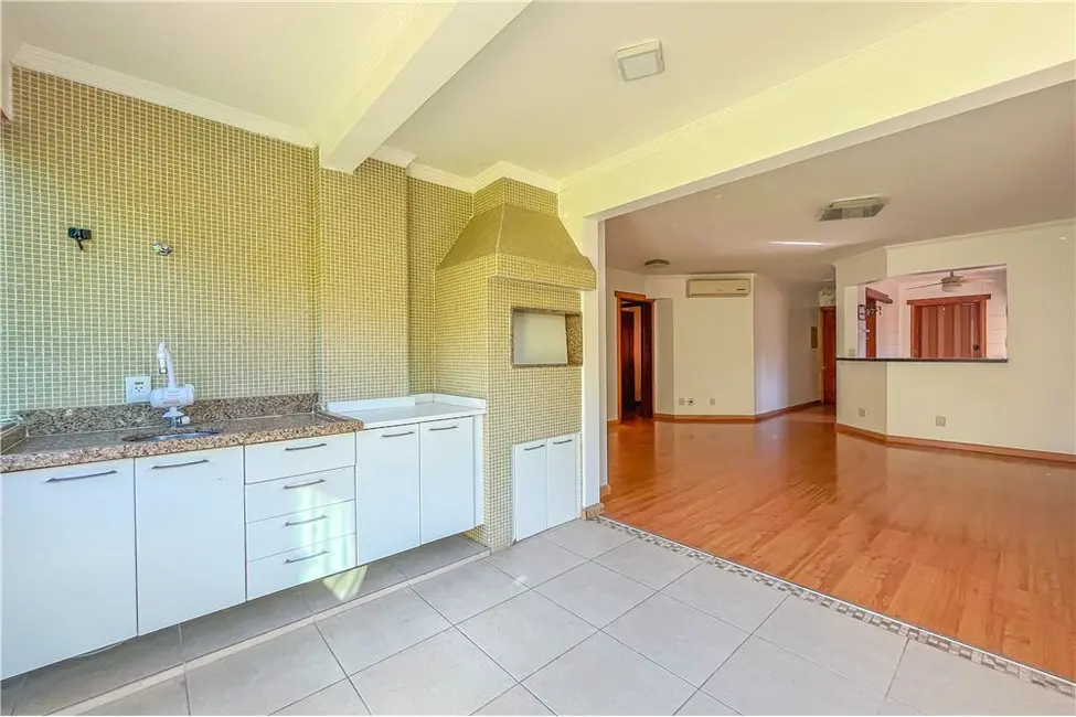 Apartamento com 3 quartos à venda, 99m2 em Vila Ipiranga, Porto Alegre - RS - imagem 7 Foto 7 de Apartamento com 3 quartos à venda, 99m2 em Vila Ipiranga, Porto Alegre - RS