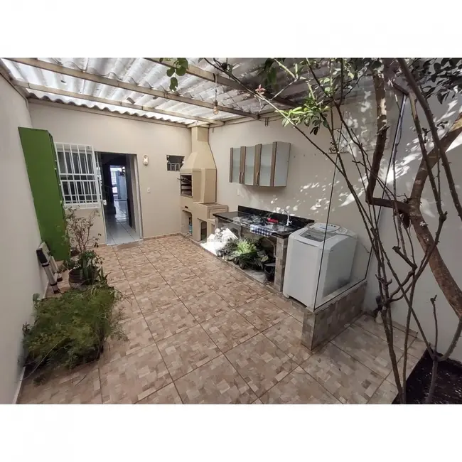 Foto 9 de Casa com 2 quartos à venda, 100m2 em Santa Regina, Camboriu - SC