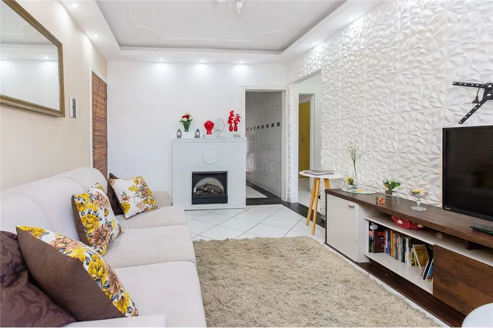 Foto 2 de Casa à venda, 170m2 em Jardim das Imbuias, São Paulo - SP