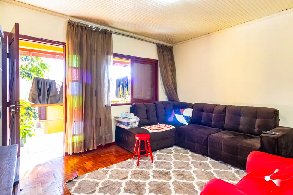 Foto 5 de Casa com 5 quartos à venda, 350m2 em Jardim Sabará, Porto Alegre - RS