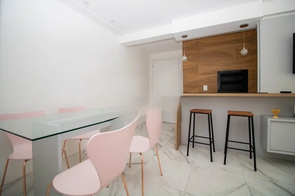 Foto 5 de Apartamento com 2 quartos à venda, 58m2 em Porto Alegre - RS