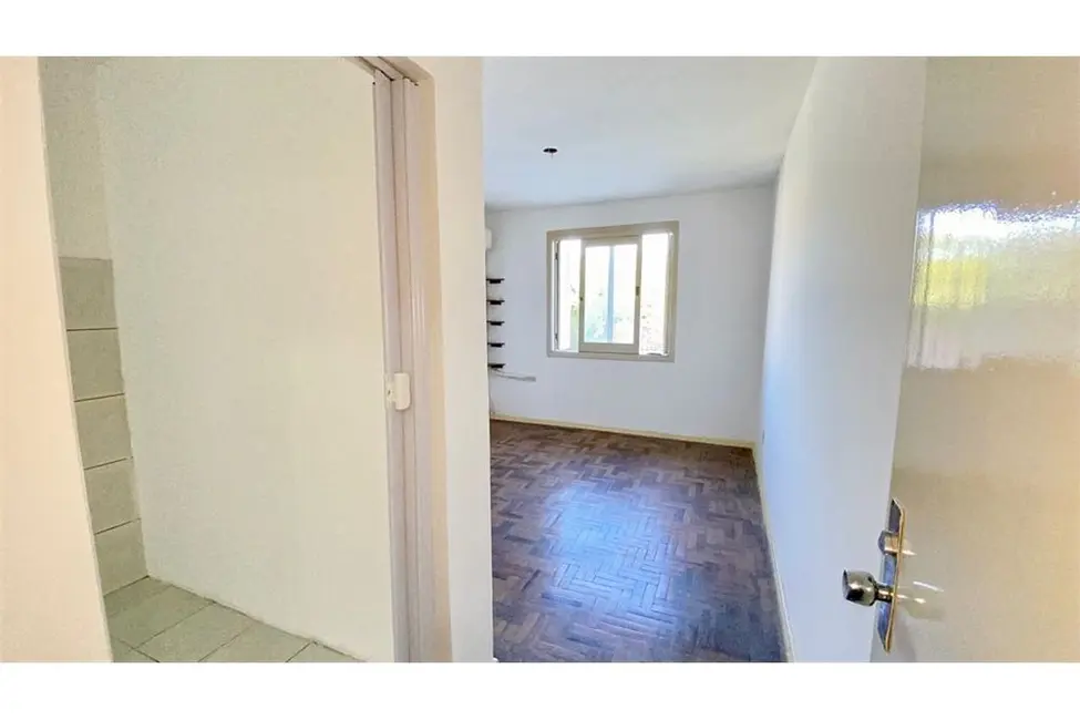 Apartamento com 2 quartos à venda, 51m2 em Menino Deus, Porto Alegre - RS - imagem 5 Foto 5 de Apartamento com 2 quartos à venda, 51m2 em Menino Deus, Porto Alegre - RS