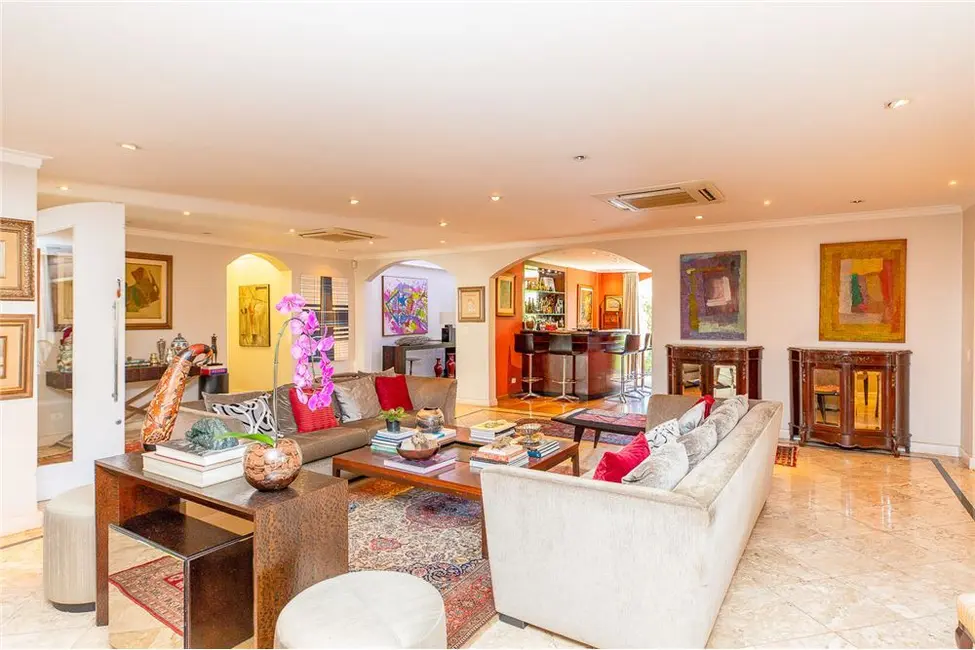 Casa com 5 quartos à venda, 413m2 em Alto de Pinheiros, São Paulo - SP - imagem 5 Foto 5 de Casa com 5 quartos à venda, 413m2 em Alto de Pinheiros, São Paulo - SP