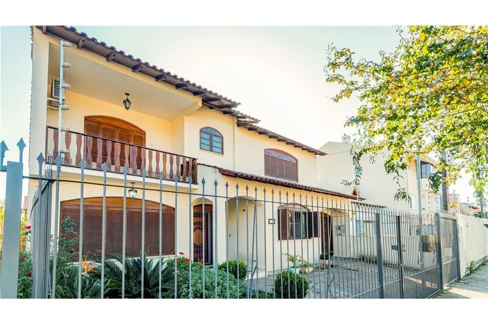 Foto 3 de Casa com 4 quartos à venda, 294m2 em Jardim Itu, Porto Alegre - RS