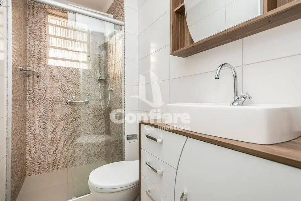 Foto 9 de Apartamento com 3 quartos à venda, 60m2 em Santo Antônio, Porto Alegre - RS