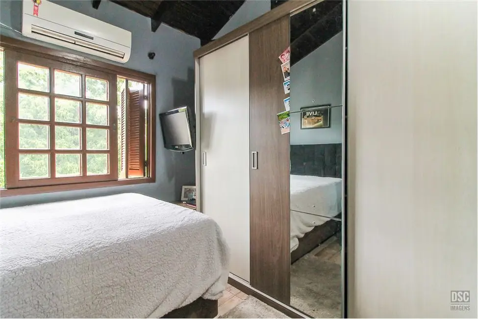 Foto 8 de Casa com 2 quartos à venda, 189m2 em Vila Nova, Porto Alegre - RS