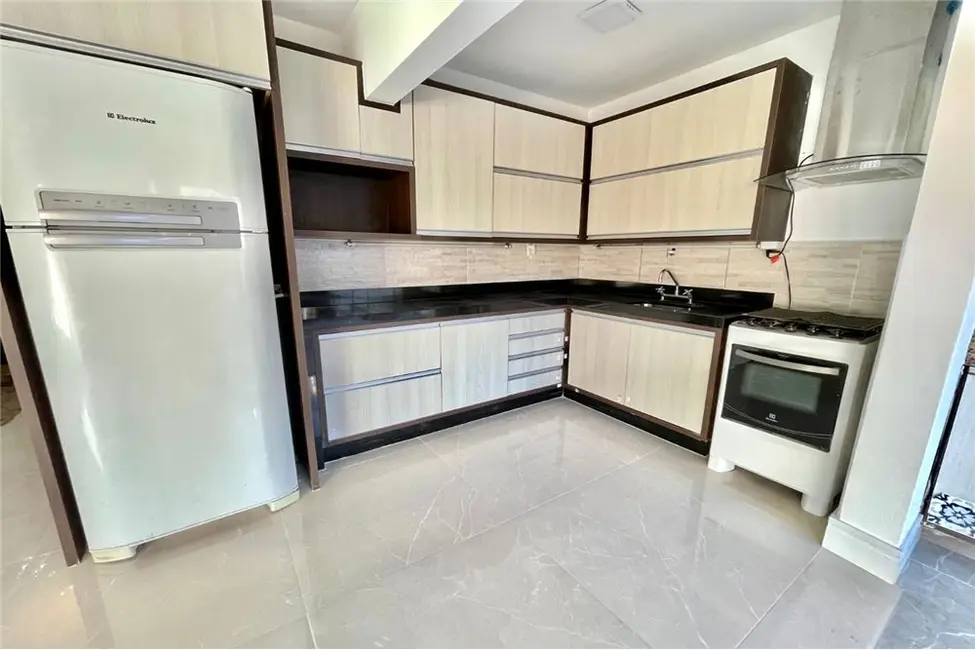 Casa com 3 quartos à venda, 81m2 em Barra, Balneario Camboriu - SC - imagem 8 Foto 8 de Casa com 3 quartos à venda, 81m2 em Barra, Balneario Camboriu - SC