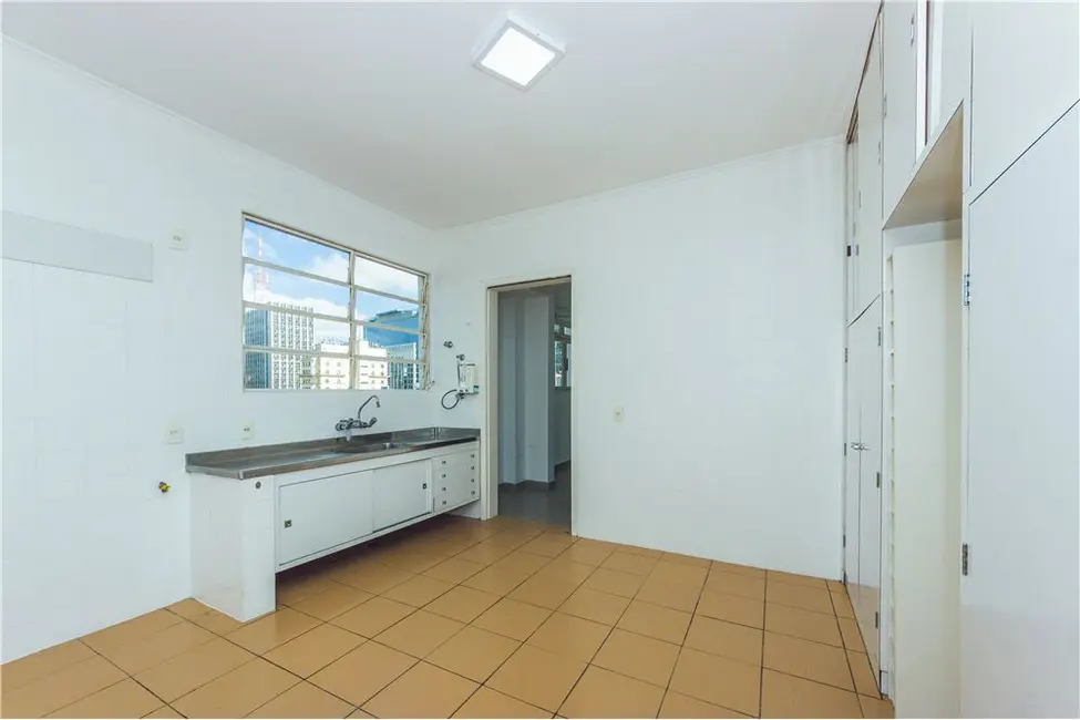 Apartamento com 3 quartos à venda, 186m2 em Bela Vista, São Paulo - SP - imagem 5 Foto 5 de Apartamento com 3 quartos à venda, 186m2 em Bela Vista, São Paulo - SP