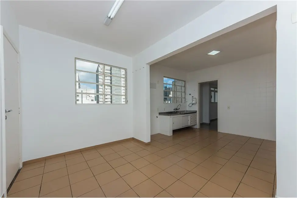 Apartamento com 3 quartos à venda, 186m2 em Bela Vista, São Paulo - SP - imagem 6 Foto 6 de Apartamento com 3 quartos à venda, 186m2 em Bela Vista, São Paulo - SP