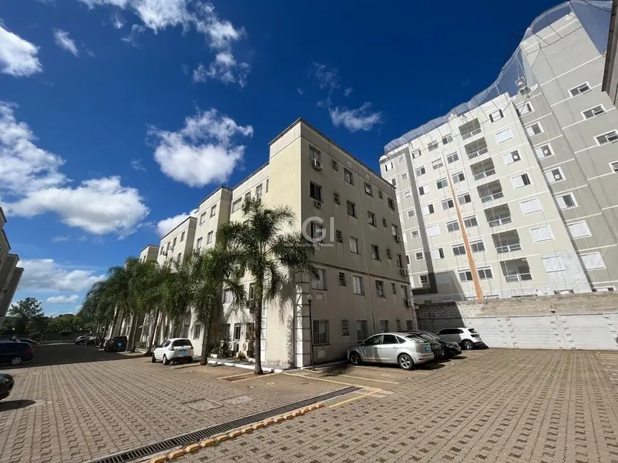 Foto 1 de Apartamento com 2 quartos à venda, 43m2 em São Sebastião, Porto Alegre - RS