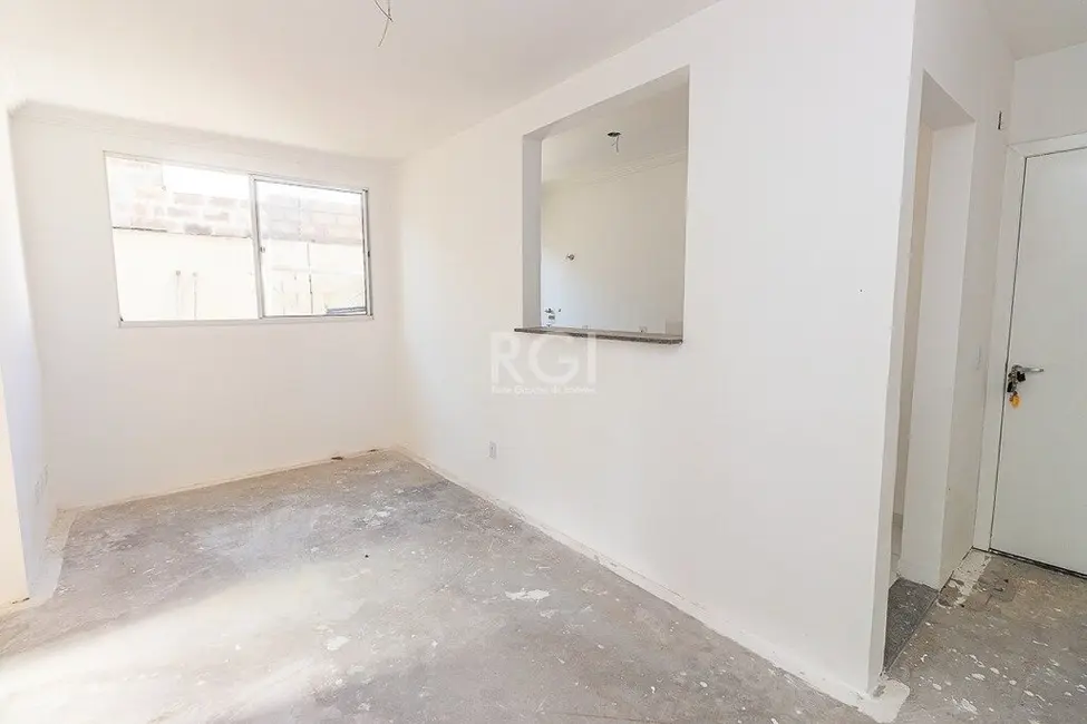 Foto 3 de Apartamento com 2 quartos à venda, 43m2 em São Sebastião, Porto Alegre - RS