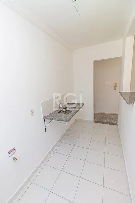 Foto 8 de Apartamento com 2 quartos à venda, 43m2 em São Sebastião, Porto Alegre - RS