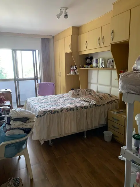 Foto 21 de Casa com 4 quartos à venda, 227m2 em Uberaba, Curitiba - PR