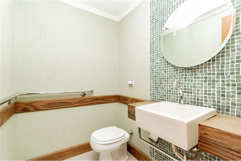 Foto 9 de Apartamento com 3 quartos à venda, 191m2 em Rio Branco, Porto Alegre - RS