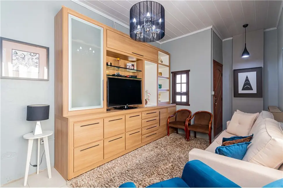 Casa com 2 quartos à venda, 104m2 em Sarandi, Porto Alegre - RS - imagem 6 Foto 6 de Casa com 2 quartos à venda, 104m2 em Sarandi, Porto Alegre - RS