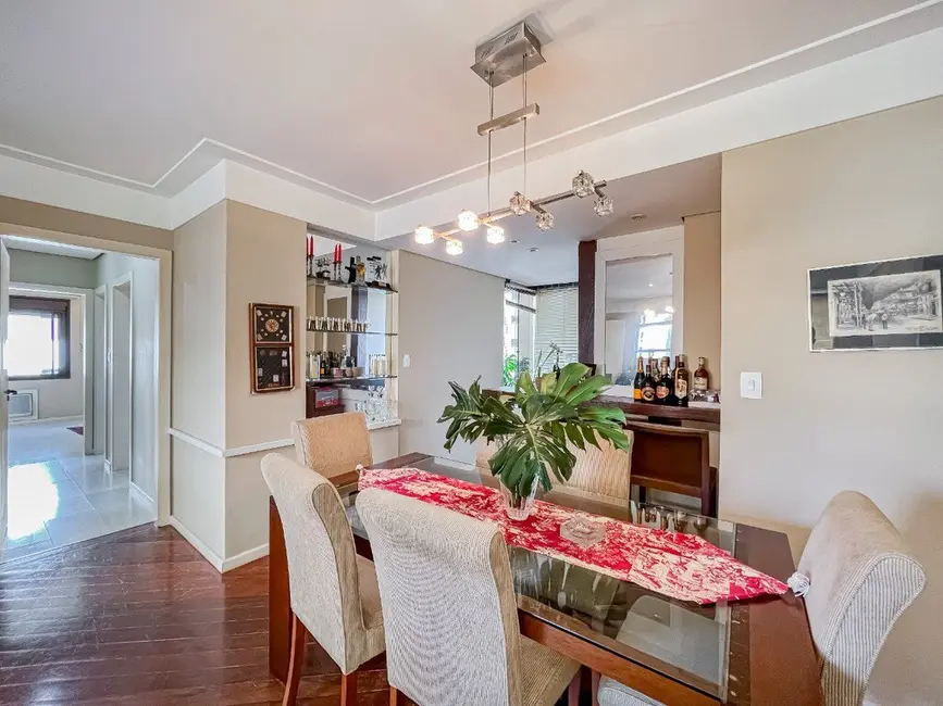 Apartamento com 3 quartos à venda, 121m2 em Bela Vista, Porto Alegre - RS - imagem 4 Foto 4 de Apartamento com 3 quartos à venda, 121m2 em Bela Vista, Porto Alegre - RS