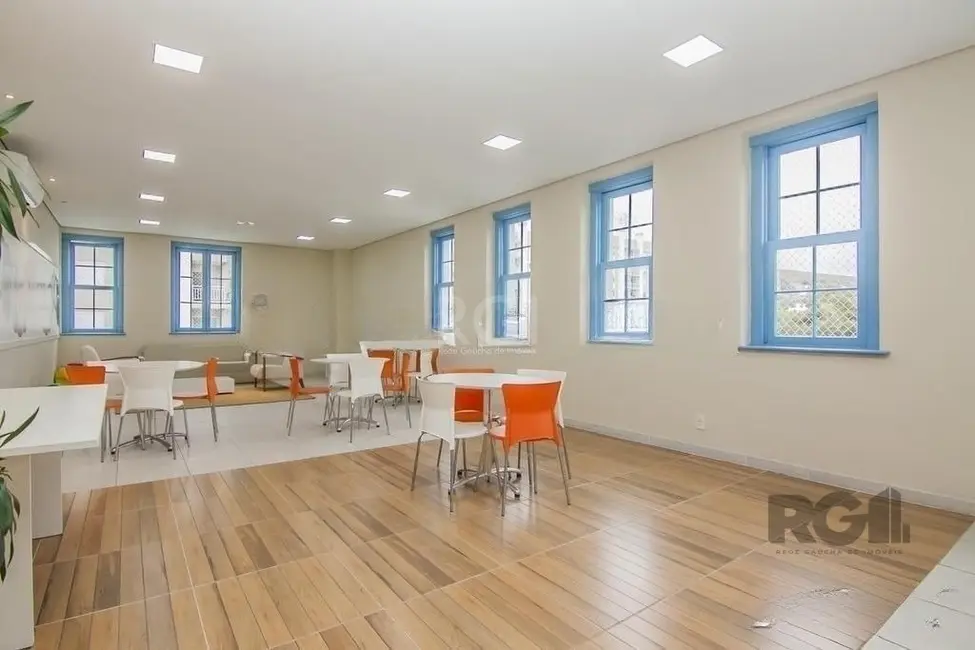 Apartamento com 3 quartos à venda, 72m2 em Teresópolis, Porto Alegre - RS - imagem 4 Foto 4 de Apartamento com 3 quartos à venda, 72m2 em Teresópolis, Porto Alegre - RS