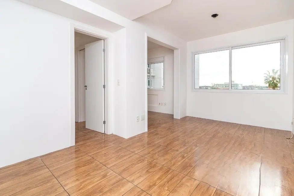 Foto 1 de Apartamento com 2 quartos à venda, 55m2 em Floresta, Porto Alegre - RS