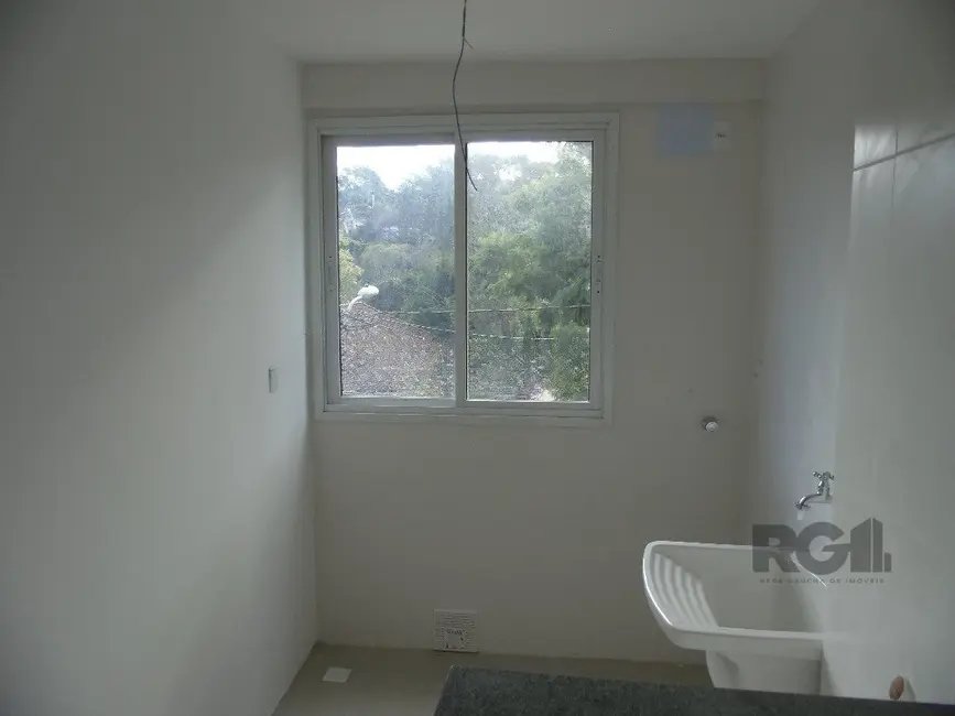 Apartamento com 2 quartos à venda, 80m2 em Teresópolis, Porto Alegre - RS - imagem 7 Foto 7 de Apartamento com 2 quartos à venda, 80m2 em Teresópolis, Porto Alegre - RS