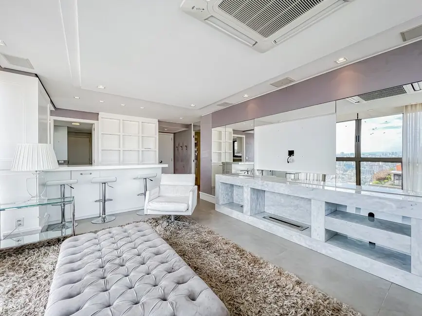 Apartamento com 3 quartos à venda, 120m2 em Petrópolis, Porto Alegre - RS - imagem 7 Foto 7 de Apartamento com 3 quartos à venda, 120m2 em Petrópolis, Porto Alegre - RS