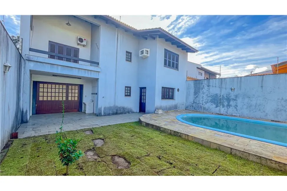 Casa com 4 quartos à venda, 280m2 em Parque Santa Fé, Porto Alegre - RS - imagem 4 Foto 4 de Casa com 4 quartos à venda, 280m2 em Parque Santa Fé, Porto Alegre - RS