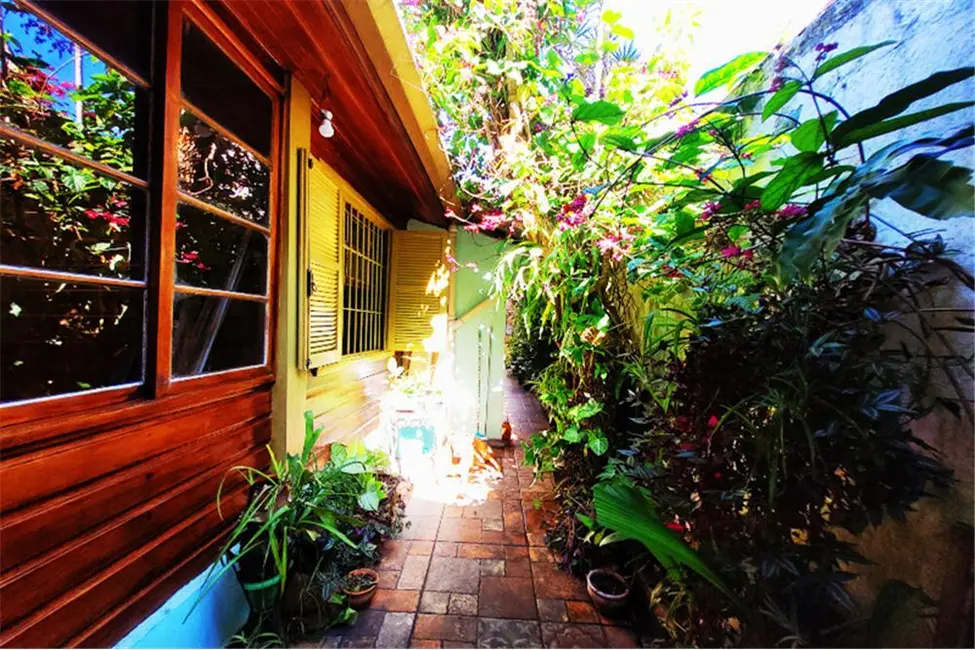 Foto 9 de Casa com 3 quartos à venda, 165m2 em Jardim Petrópolis, São Paulo - SP