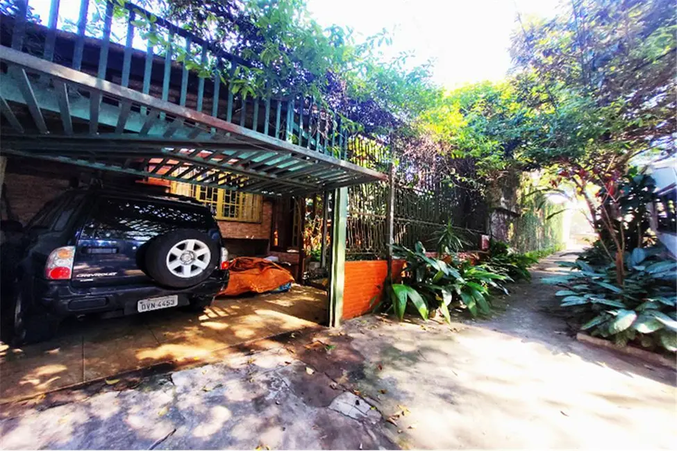 Foto 3 de Casa com 3 quartos à venda, 165m2 em Jardim Petrópolis, São Paulo - SP