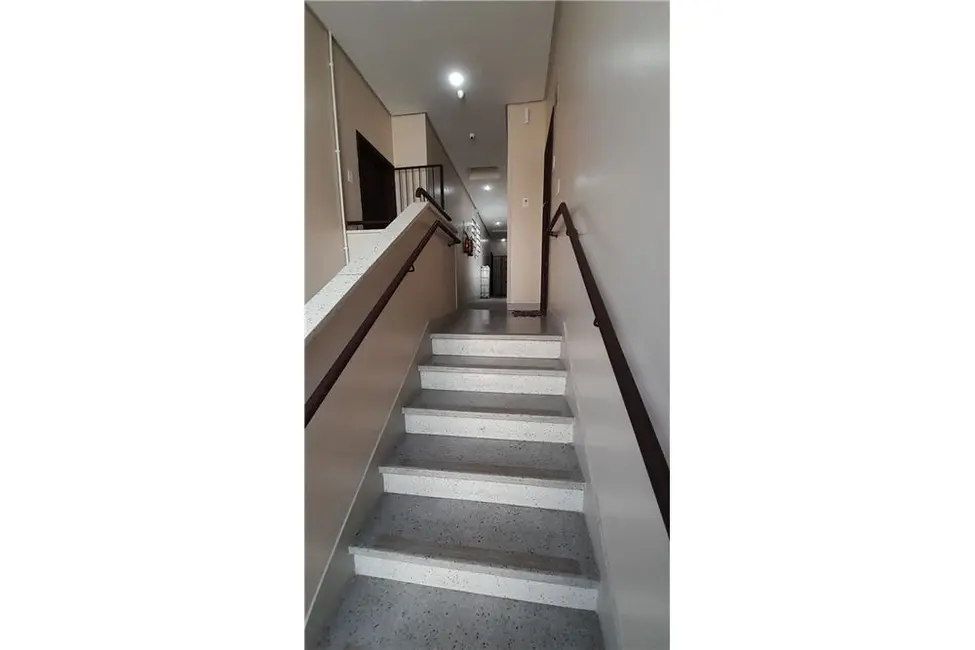 Apartamento com 3 quartos à venda, 88m2 em Petrópolis, Porto Alegre - RS - imagem 7 Foto 7 de Apartamento com 3 quartos à venda, 88m2 em Petrópolis, Porto Alegre - RS