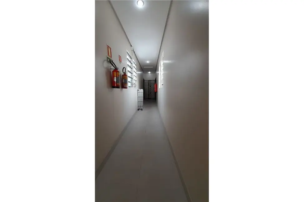 Apartamento com 3 quartos à venda, 88m2 em Petrópolis, Porto Alegre - RS - imagem 8 Foto 8 de Apartamento com 3 quartos à venda, 88m2 em Petrópolis, Porto Alegre - RS