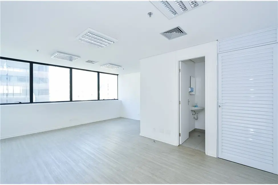 Sala Comercial à venda, 35m2 em Vila Mariana, São Paulo - SP - imagem 2 Foto 2 de Sala Comercial à venda, 35m2 em Vila Mariana, São Paulo - SP