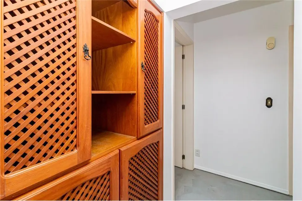 Foto 8 de Apartamento com 3 quartos à venda, 109m2 em Três Figueiras, Porto Alegre - RS