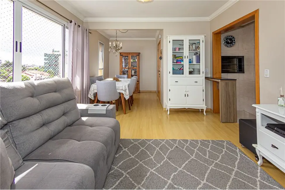 Foto 2 de Apartamento com 2 quartos à venda, 73m2 em Vila Ipiranga, Porto Alegre - RS