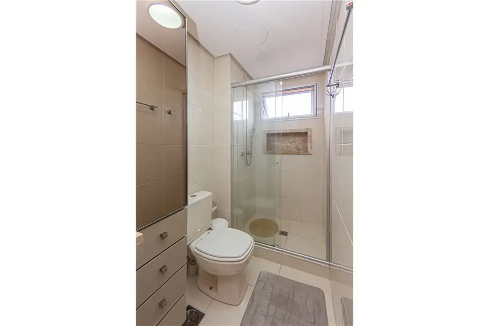 Foto 9 de Apartamento com 2 quartos à venda, 73m2 em Vila Ipiranga, Porto Alegre - RS