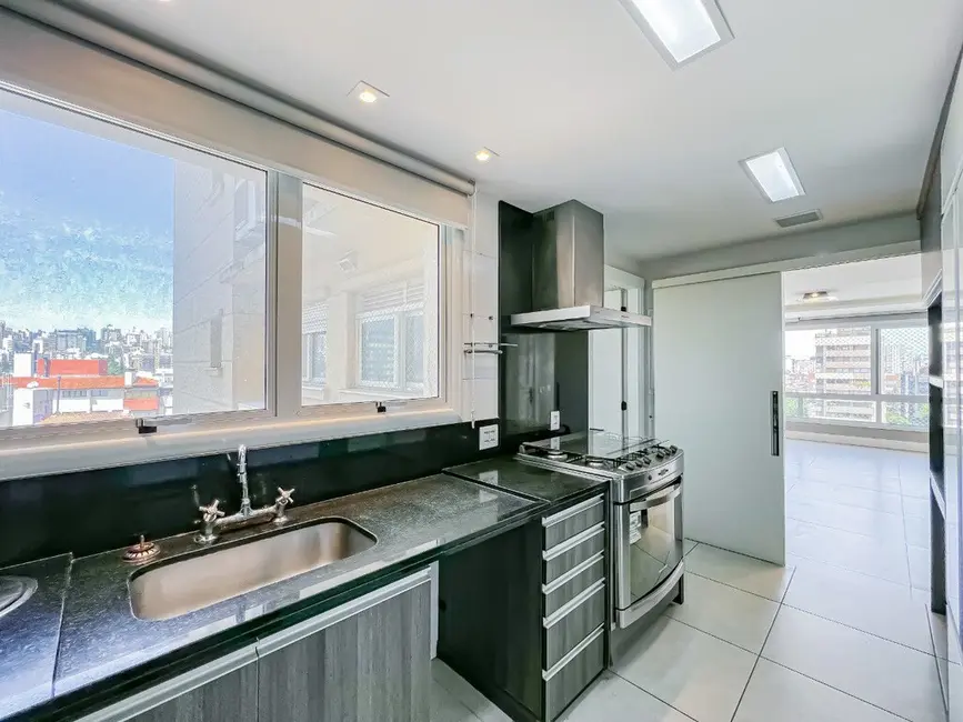 Foto 9 de Apartamento com 3 quartos à venda, 137m2 em Higienópolis, Porto Alegre - RS