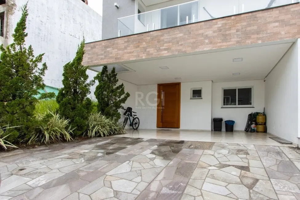 Foto 2 de Casa de Condomínio com 4 quartos à venda, 168m2 em Hípica, Porto Alegre - RS