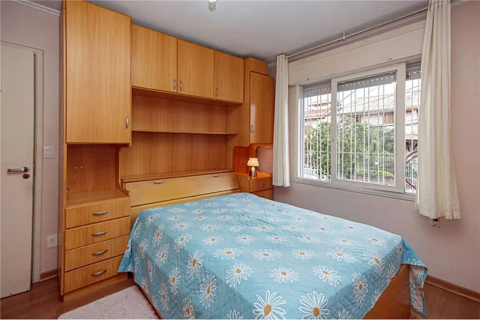 Foto 8 de Casa com 3 quartos à venda, 155m2 em Jardim Sabará, Porto Alegre - RS